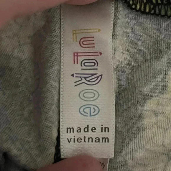 Lularoe TC Yellow Flowered Legging - Picture 3 of 3